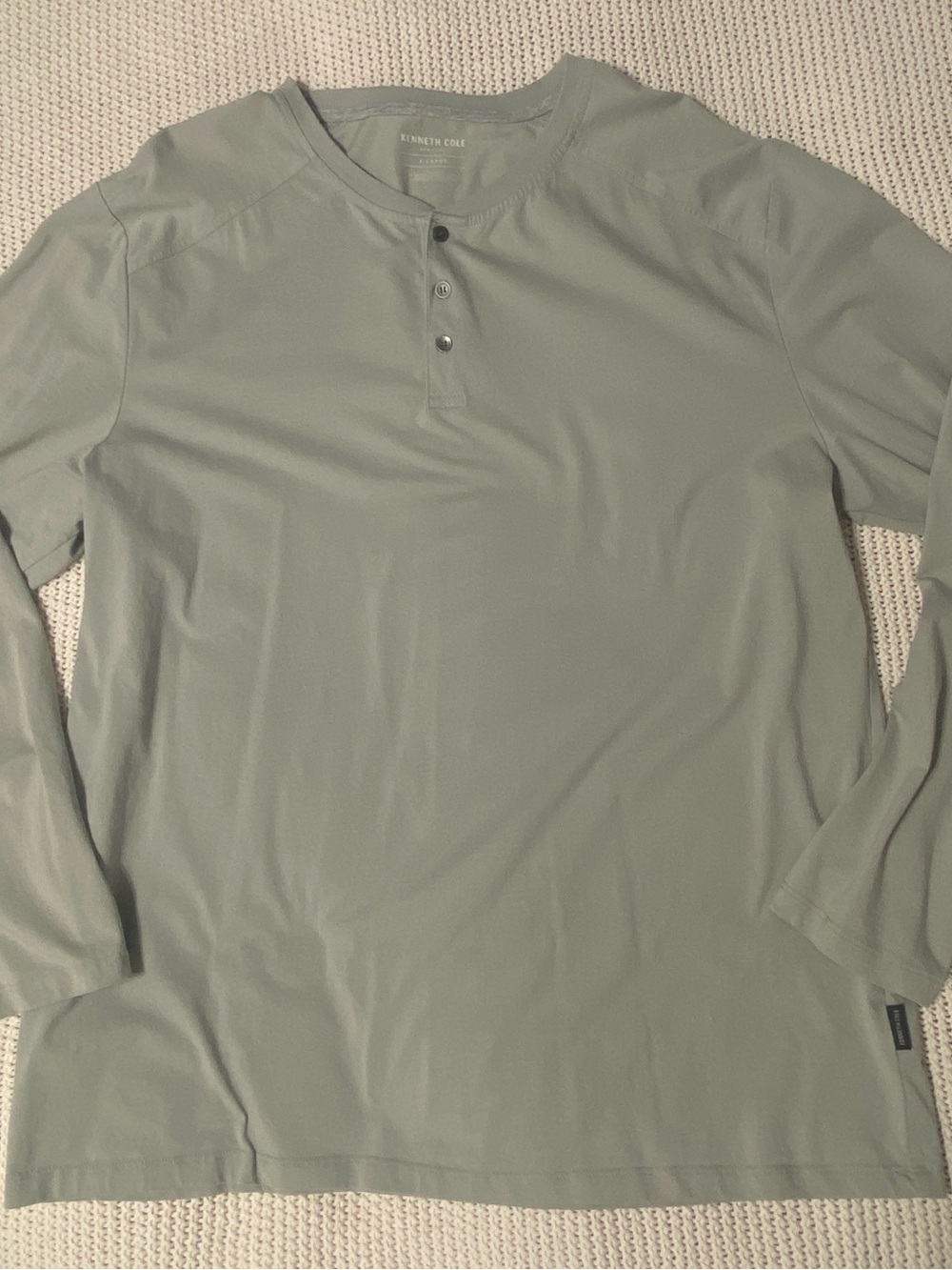 Kenneth Cole Men's Sage Green Long-Sleeve Henley Top